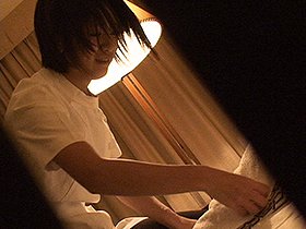 働くおばさんマッサージ嬢の極秘コースは実在する！？　サンプル画像06